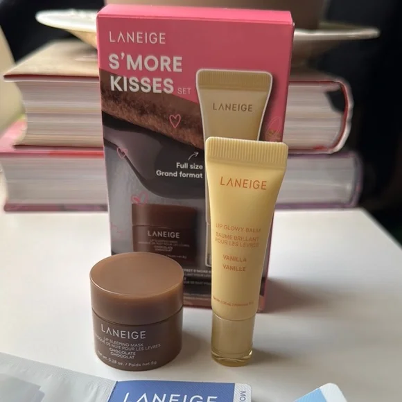 LANEIGE S'more Kisses Set - Picture 1 of 4